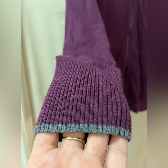 ⚫️ BOGO Eddie Bauer women’s zip up purple casual hoodie size medium - Picture 5 of 9